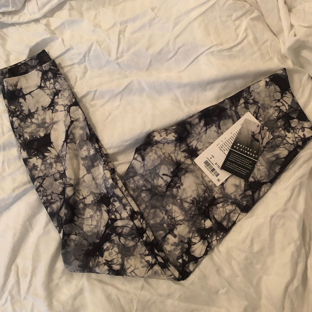 Lululemon legggings HR tie dye